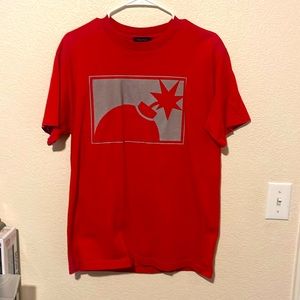 The hundreds reflective shirt men’s medium red